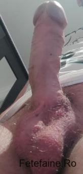 Ador să ling clitorisul până la squirt