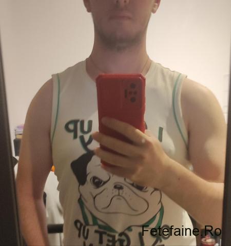 Gigolo tandru pentru pofta femeii