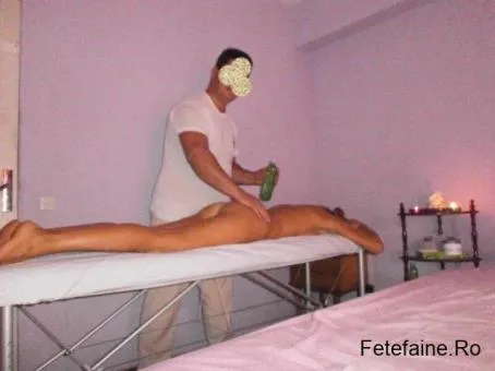 Amant matur cu aspect fizic placut curat respectus si pervers cu posibilitati de
